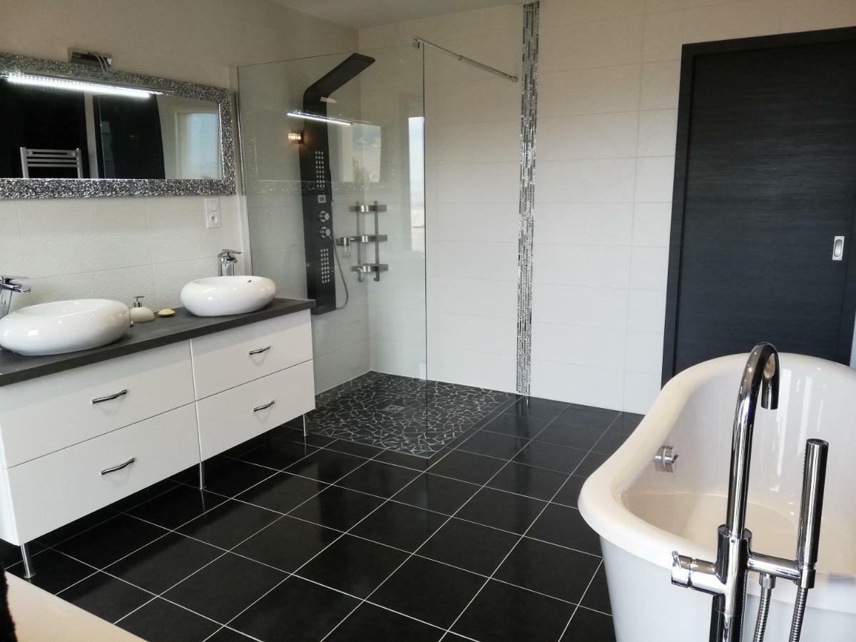 Chambres D'Hotes Luxe Et Serenite Theize Buitenkant foto